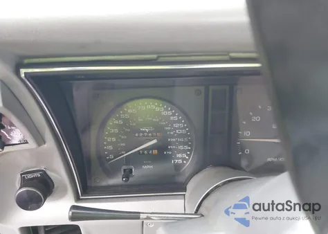 1981 Chevrolet Corvette from USA, damaged, VIN 1G1AY8762BS409252